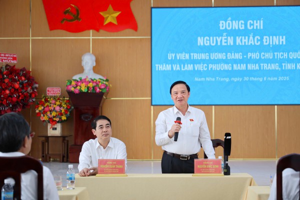 Phó chủ tịch Quốc hội Nguyễn Khắc Định: Đẩy mạnh chuyển đổi số trong quản lý hành chính