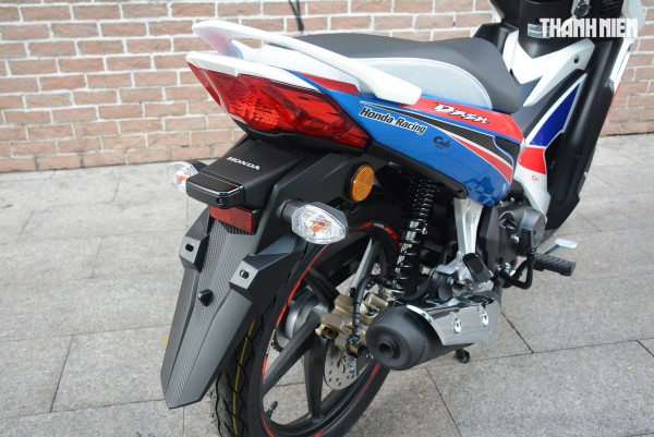 Honda Dash 125 HRC bản đặc biệt phong cách xe đua về Việt Nam 15 chiếc