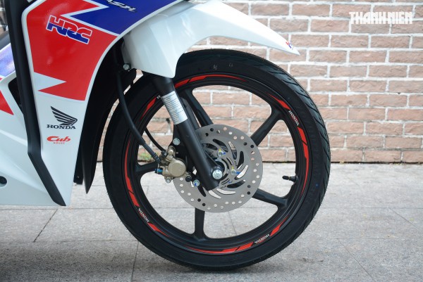 Honda Dash 125 HRC bản đặc biệt phong cách xe đua về Việt Nam 15 chiếc