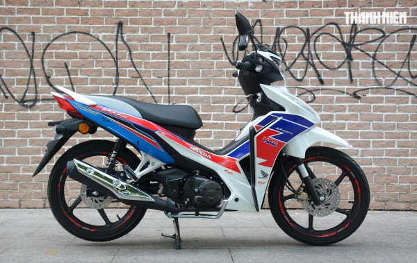 Honda Dash 125 HRC bản đặc biệt phong cách xe đua về Việt Nam 15 chiếc