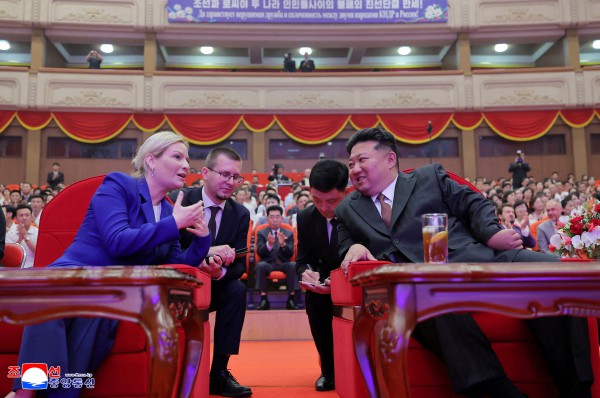 Ông Kim Jong-un thương tiếc binh sĩ tử trận tại Nga