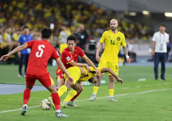 Malaysia phản pháo báo Indonesia vụ cáo buộc ‘bị xử thua đội tuyển Việt Nam 0-3’ Malaysia phản pháo báo Indonesia vụ cáo buộc ‘bị xử thua đội tuyển Việt Nam 0-3’