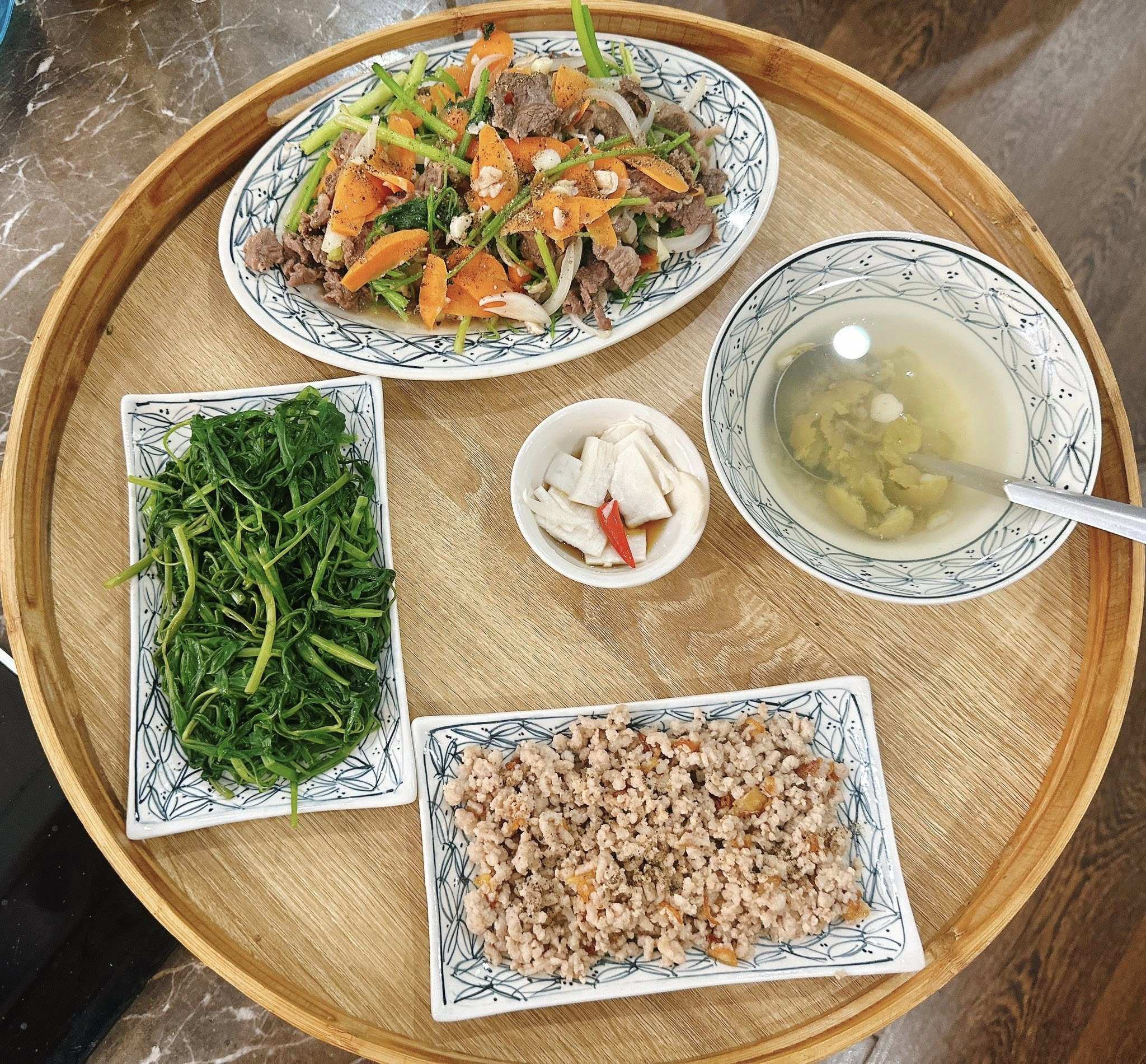 Thực đơn tuyệt ngon khiến chồng con "nghiện" cơm nhà