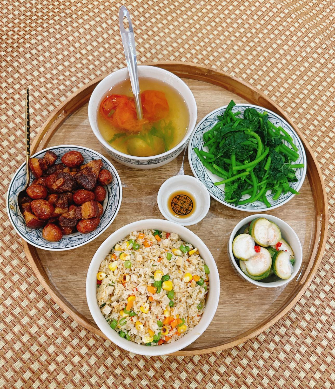 Thực đơn tuyệt ngon khiến chồng con "nghiện" cơm nhà