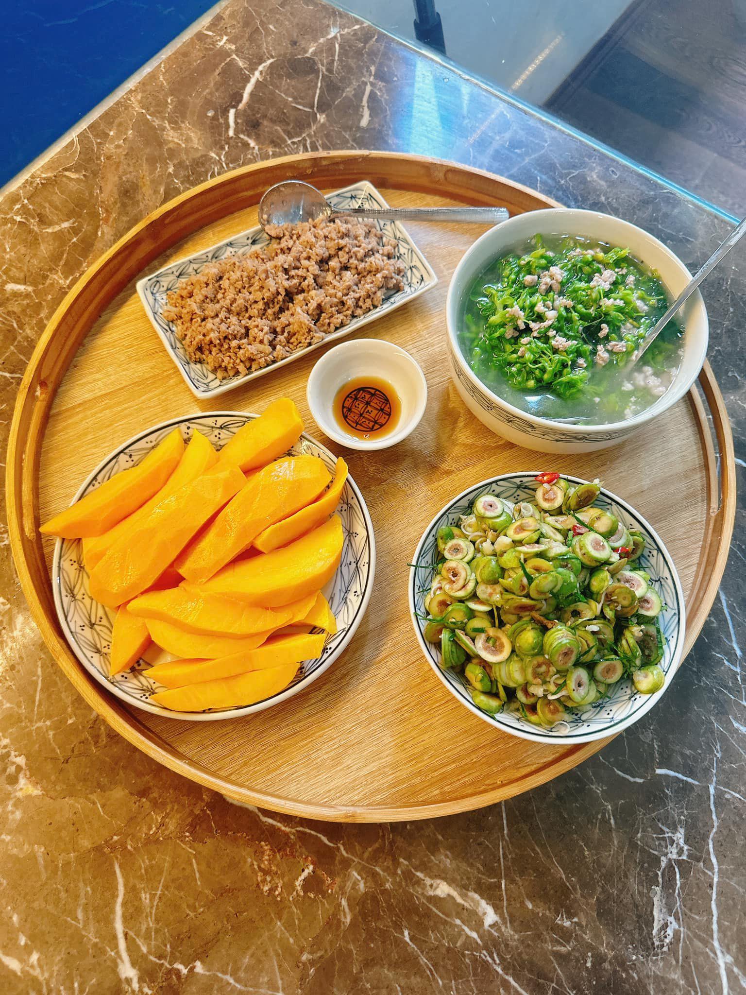 Thực đơn tuyệt ngon khiến chồng con "nghiện" cơm nhà
