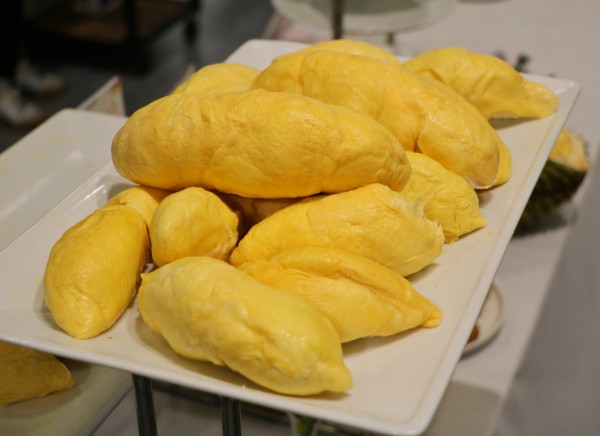 'Độc lạ' buffet sầu riêng đang diễn ra ở TP.HCM: Cửa hàng chuẩn bị gần 2 tấn 'Độc lạ' buffet sầu riêng đang diễn ra ở TP.HCM: Cửa hàng chuẩn bị gần 2 tấn