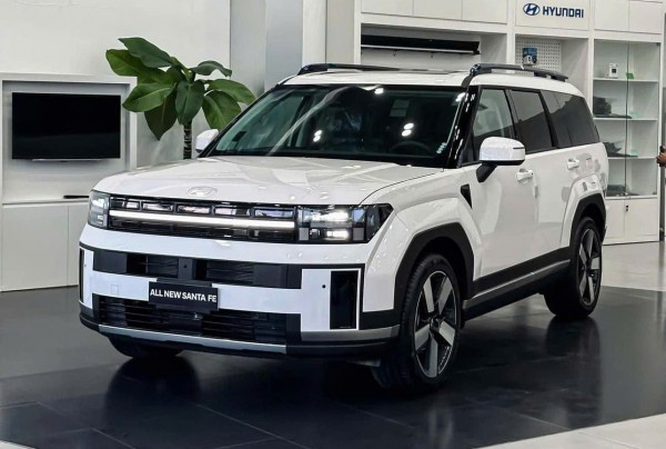 Bộ đôi SUV 7 chỗ 'xịn' nhất của Hyundai tại Việt Nam giảm giá cả trăm triệu Bộ đôi SUV 7 chỗ 'xịn' nhất của Hyundai tại Việt Nam giảm giá cả trăm triệu