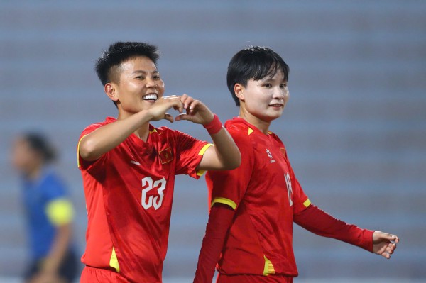 AFC tặng ‘quà đặc biệt’ chúc mừng đội tuyển nữ Việt Nam, ca ngợi VFF và sân Việt Trì