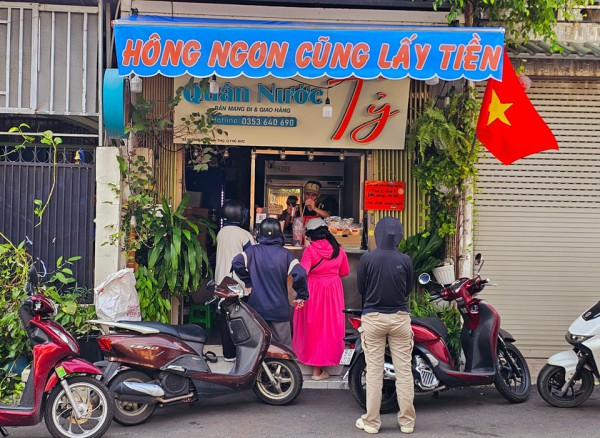 Thông báo nghỉ bán hài hước có 1-0-2 gây bão mạng của quán nước ở TP.HCM Thông báo nghỉ bán hài hước có 1-0-2 gây bão mạng của quán nước ở TP.HCM