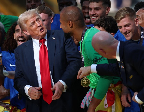 Tổng thống Trump làm điều bất ngờ sau chung kết, Chelsea được thưởng hơn 3.175 tỉ đồng