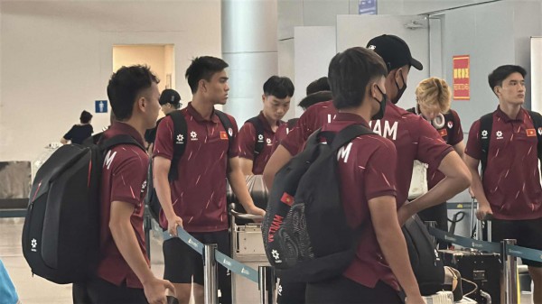 U.23 Việt Nam lên đường dự giải U.23 Đông Nam Á: Quyết mang cúp trở về U.23 Việt Nam lên đường dự giải U.23 Đông Nam Á: Quyết mang cúp trở về