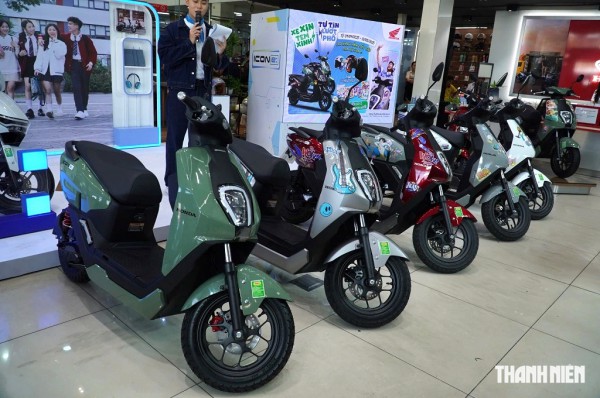 Cấm xe xăng, người Việt có những lựa chọn nào với xe máy điện? Cấm xe xăng, người Việt có những lựa chọn nào với xe máy điện?
