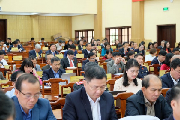 Lâm Đồng chi hơn 68 tỉ đồng hỗ trợ cán bộ sau sáp nhập Lâm Đồng chi hơn 68 tỉ đồng hỗ trợ cán bộ sau sáp nhập
