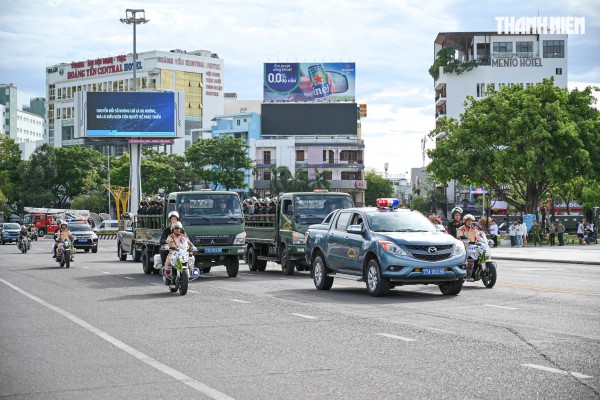 Mãn nhãn với màn biểu diễn võ thuật trong lễ ra quân của Công an tỉnh Gia Lai