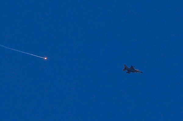 Giao tranh tái diễn tại Syria, Israel ra tối hậu thư Giao tranh tái diễn tại Syria, Israel ra tối hậu thư