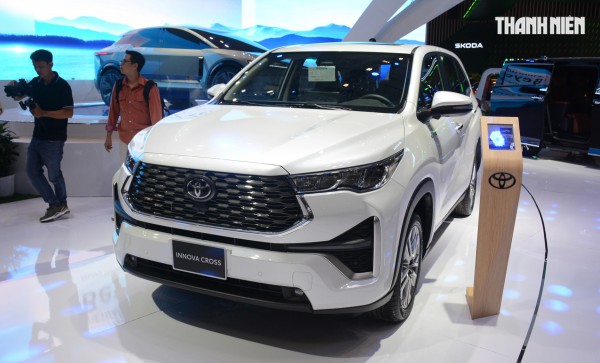 Người Việt tăng mua sắm ô tô điện, xe hybrid Người Việt tăng mua sắm ô tô điện, xe hybrid