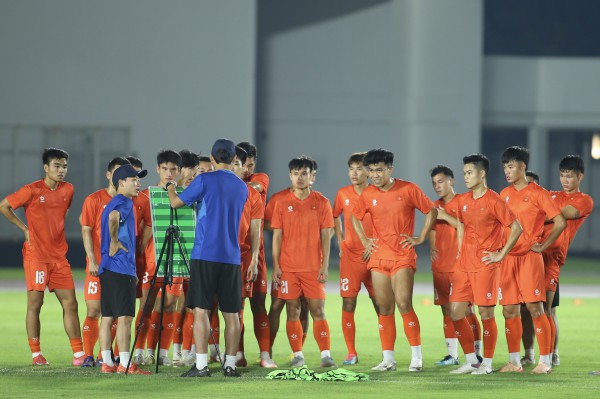 Sao HAGL nói điều bất ngờ, U.23 Việt Nam hoàn tất miếng đánh quan trọng trước giờ G Sao HAGL nói điều bất ngờ, U.23 Việt Nam hoàn tất miếng đánh quan trọng trước giờ G