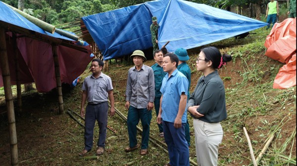 Xã biên giới ở Thanh Hóa dựng lán để sơ tán dân Xã biên giới ở Thanh Hóa dựng lán để sơ tán dân