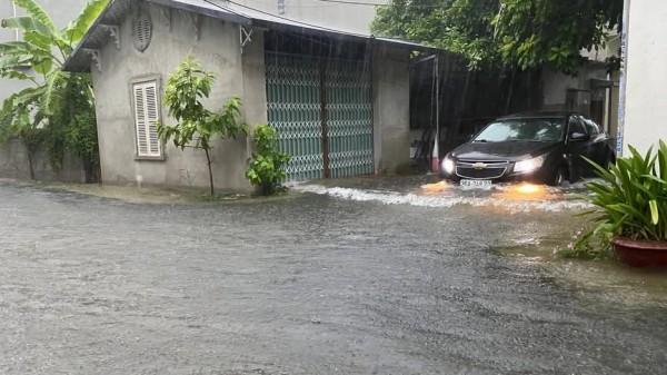 Bão số 3 gây mưa lớn, nhiều nơi ở Thanh Hóa ngập sâu Bão số 3 gây mưa lớn, nhiều nơi ở Thanh Hóa ngập sâu