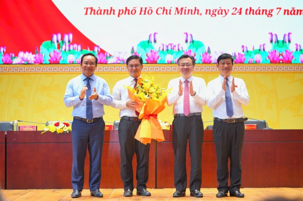 Tân Phó chủ tịch UBND TP.HCM Nguyễn Mạnh Cường: Ưu tiên triển khai cơ chế đặc thù Tân Phó chủ tịch UBND TP.HCM Nguyễn Mạnh Cường: Ưu tiên triển khai cơ chế đặc thù