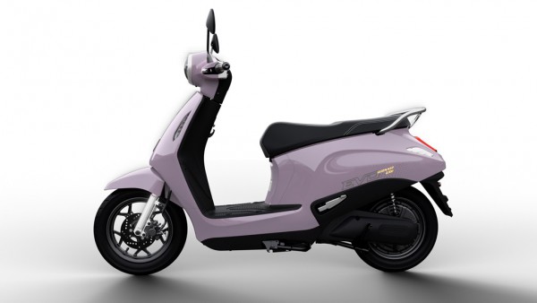 VinFast tung xe máy điện mới giá từ 18 triệu: pin sạc rời, di chuyển 262 km