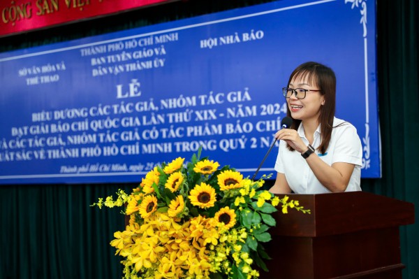 TP.HCM khen thưởng 10 tác phẩm hay, xuất sắc của Báo Thanh Niên TP.HCM khen thưởng 10 tác phẩm hay, xuất sắc của Báo Thanh Niên
