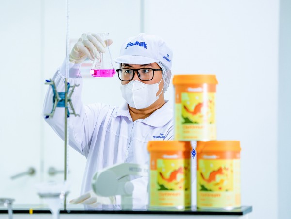 Vinamilk ghi nhận doanh thu quý 2/2025 cao nhất từ trước đến nay, 16.745 tỉ đồng Vinamilk ghi nhận doanh thu quý 2/2025 cao nhất từ trước đến nay, 16.745 tỉ đồng