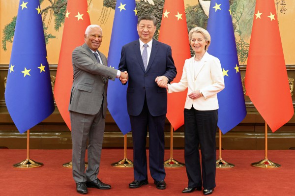 Chủ tịch Tập hội đàm lãnh đạo EU, thương mại chiếm trọng tâm Chủ tịch Tập hội đàm lãnh đạo EU, thương mại chiếm trọng tâm