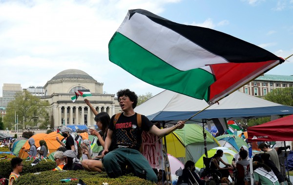 Đang đàm phán với chính quyền Mỹ, Đại học Columbia phạt sinh viên biểu tình chống Israel