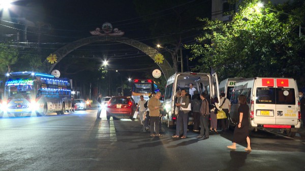 Gia Lai: Dừng đưa đón cán bộ từ Pleiku - Quy Nhơn và chiều ngược lại Gia Lai: Dừng đưa đón cán bộ từ Pleiku - Quy Nhơn và chiều ngược lại