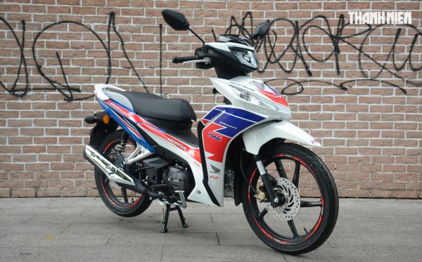 Honda Dash 125 HRC bản đặc biệt phong cách xe đua về Việt Nam 15 chiếc