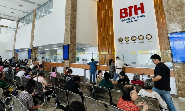 Không để bệnh nhân TP.HCM mất 5 giờ kẹt xe đến trung tâm chữa bệnh Không để bệnh nhân TP.HCM mất 5 giờ kẹt xe đến trung tâm chữa bệnh
