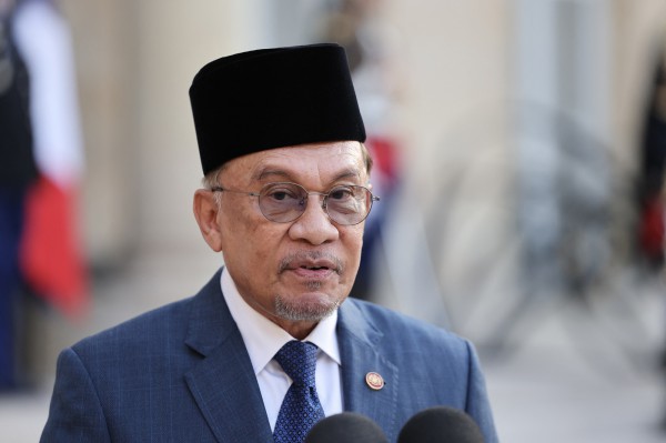 Malaysia sắp phát tiền mặt cho dân giữa lúc chi phí sinh hoạt tăng cao