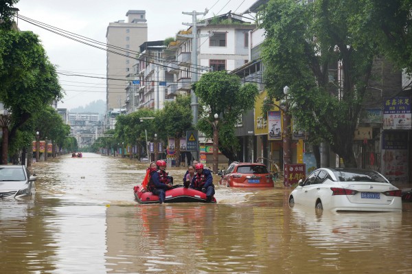 Mực nước của 25 con sông ở Trung Quốc vượt ngưỡng an toàn