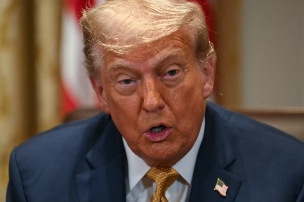 Ông Trump không hài lòng với ông Putin, đã chấp thuận chuyển vũ khí cho Ukraine
