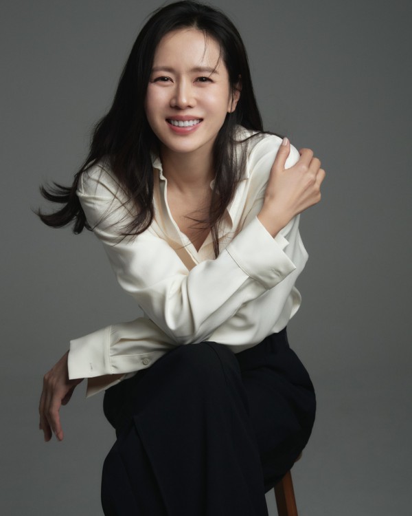 Son Ye Jin ăn mì lạnh rong biển giúp giữ dáng tuổi 43