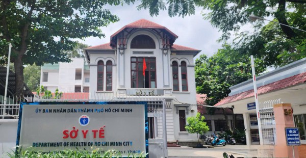 TP.HCM công khai số điện thoại tiếp nhận tố cáo phòng khám 'vẽ bệnh, moi tiền'... TP.HCM công khai số điện thoại tiếp nhận tố cáo phòng khám 'vẽ bệnh, moi tiền'...