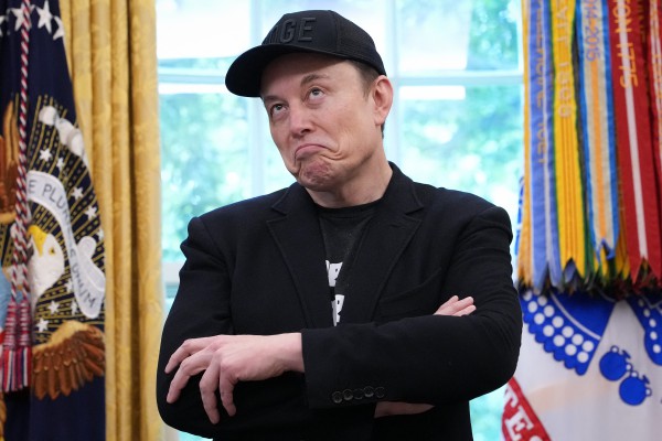 Tỉ phú Elon Musk dọa lập đảng mới nếu Quốc hội Mỹ duyệt dự luật chi tiêu