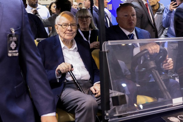 Tỉ phú Warren Buffett quyên góp thêm 6 tỉ USD