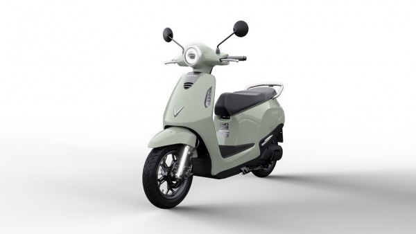 VinFast tung xe máy điện mới giá từ 18 triệu: pin sạc rời, di chuyển 262 km