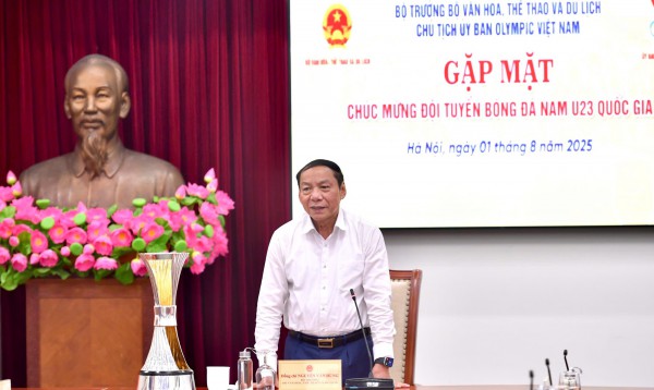 HLV Kim Sang-sik và U.23 Việt Nam được trao tặng Bằng khen của Thủ tướng, Bộ trưởng nói lời xúc động HLV Kim Sang-sik và U.23 Việt Nam được trao tặng Bằng khen của Thủ tướng, Bộ trưởng nói lời xúc động