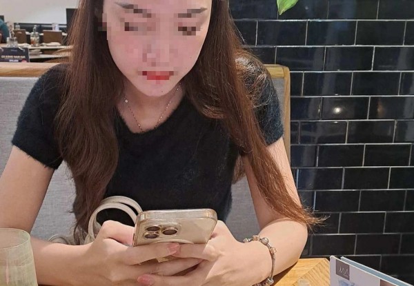 Cái kết không ngờ từ thói quen xem clip vài chục giây