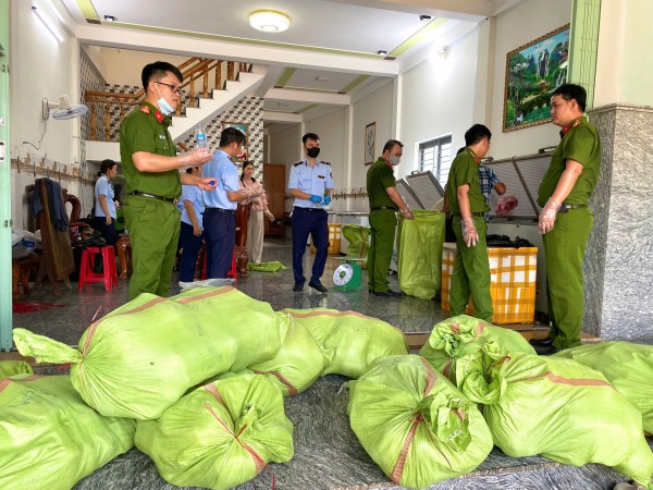 Gia Lai: Phát hiện hơn 4 tấn thịt heo hôi thối, không rõ nguồn gốc