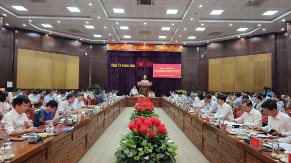 Phó thủ tướng Trần Hồng Hà tháo gỡ khó khăn ở các tỉnh miền Tây