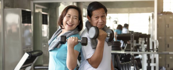 Làm sao để tăng cơ ở tuổi trung niên?