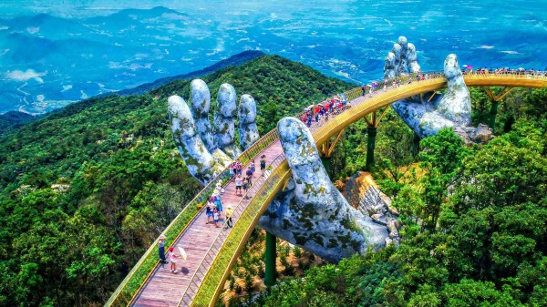 'Du lịch Thái Lan đang suy yếu do cạnh tranh gay gắt từ Việt Nam'