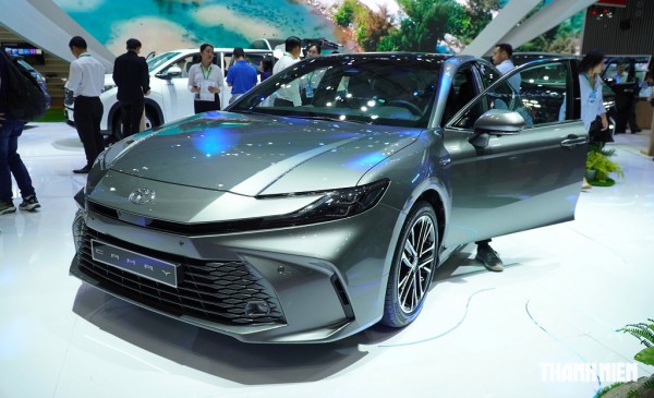Sedan hạng D: Phân khúc 'ế' nhất thị trường, Toyota Camry giảm dần sức hút