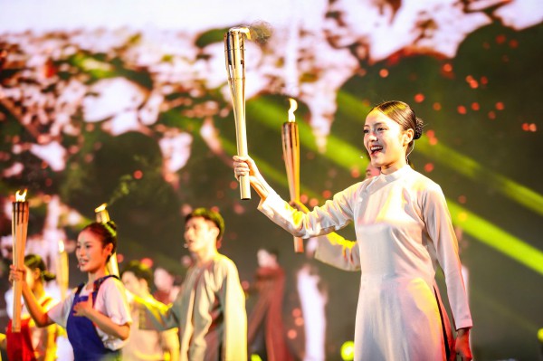 Công an TP.HCM luôn xung kích tuyến đầu bảo vệ bình yên cho nhân dân