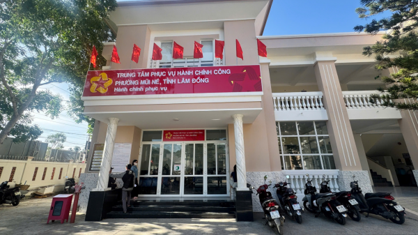 Lâm Đồng: Chưa giải quyết cho nghỉ theo Nghị định 178 những người không giữ chức vụ Lâm Đồng: Chưa giải quyết cho nghỉ theo Nghị định 178 những người không giữ chức vụ