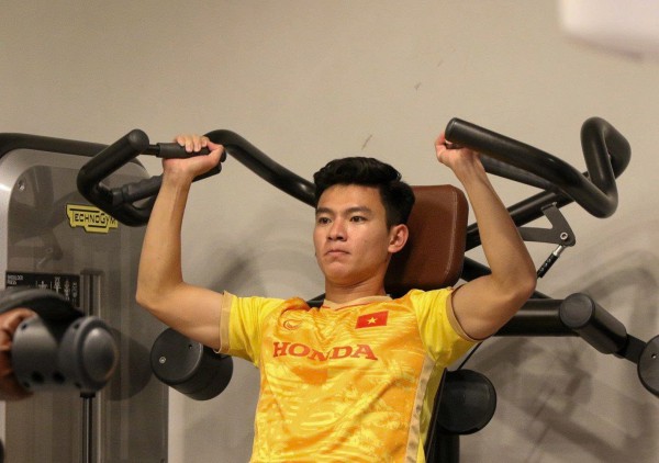 Nóng: Đội tuyển Việt Nam gọi trung vệ cao 1,96 m của HAGL, Doãn Ngọc Tân tái xuất, vắng bóng Nguyễn Filip